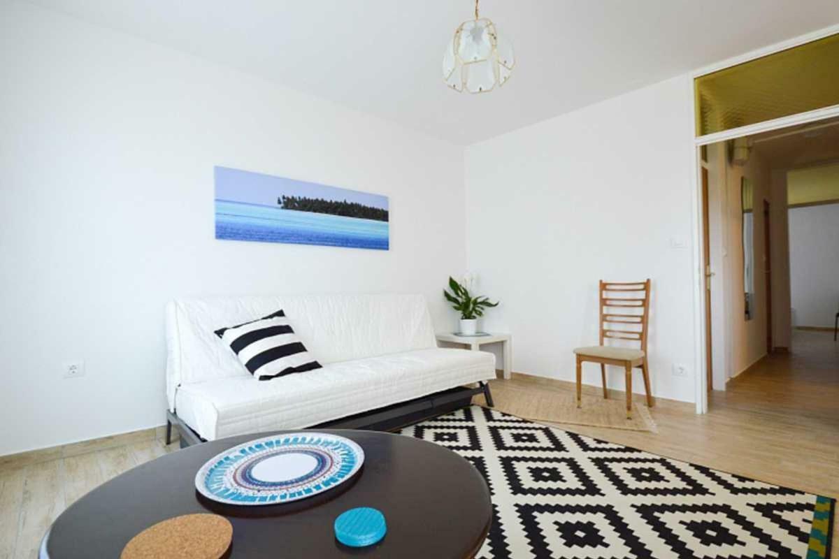 Leut Apartment, 3Min Beach, 15Min Center พูลา ภายนอก รูปภาพ