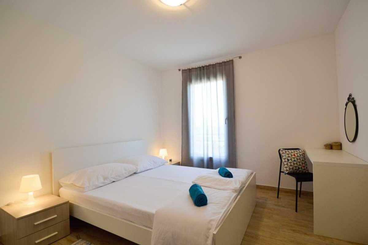 Leut Apartment, 3Min Beach, 15Min Center พูลา ภายนอก รูปภาพ