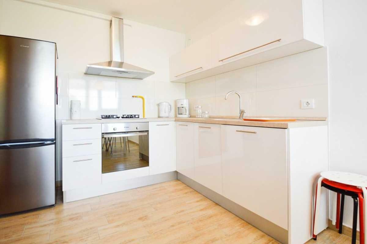 Leut Apartment, 3Min Beach, 15Min Center พูลา ภายนอก รูปภาพ