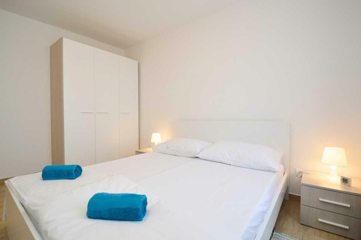 Leut Apartment, 3Min Beach, 15Min Center พูลา ภายนอก รูปภาพ